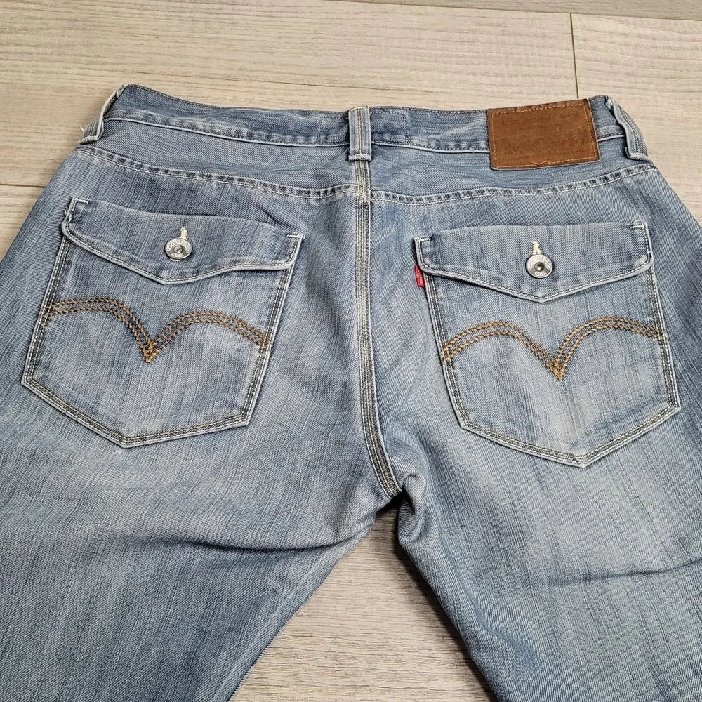 👖VTG Levis 514 Jeans Men's 33x29 Slim Straight Denim Rear Button Flap Pockets‎